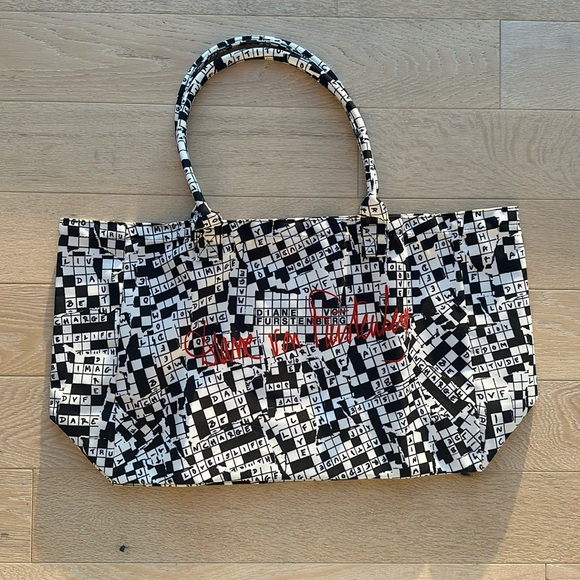 Diane von Furstenberg large crossword tote - Picture 1 of 5